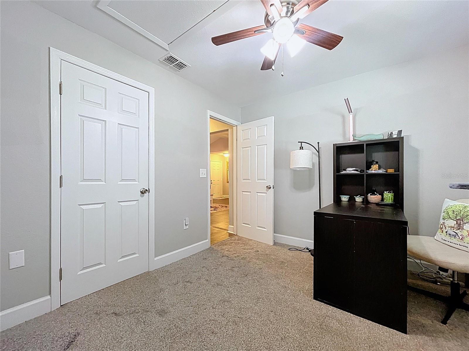 LAKES 01 - Residential