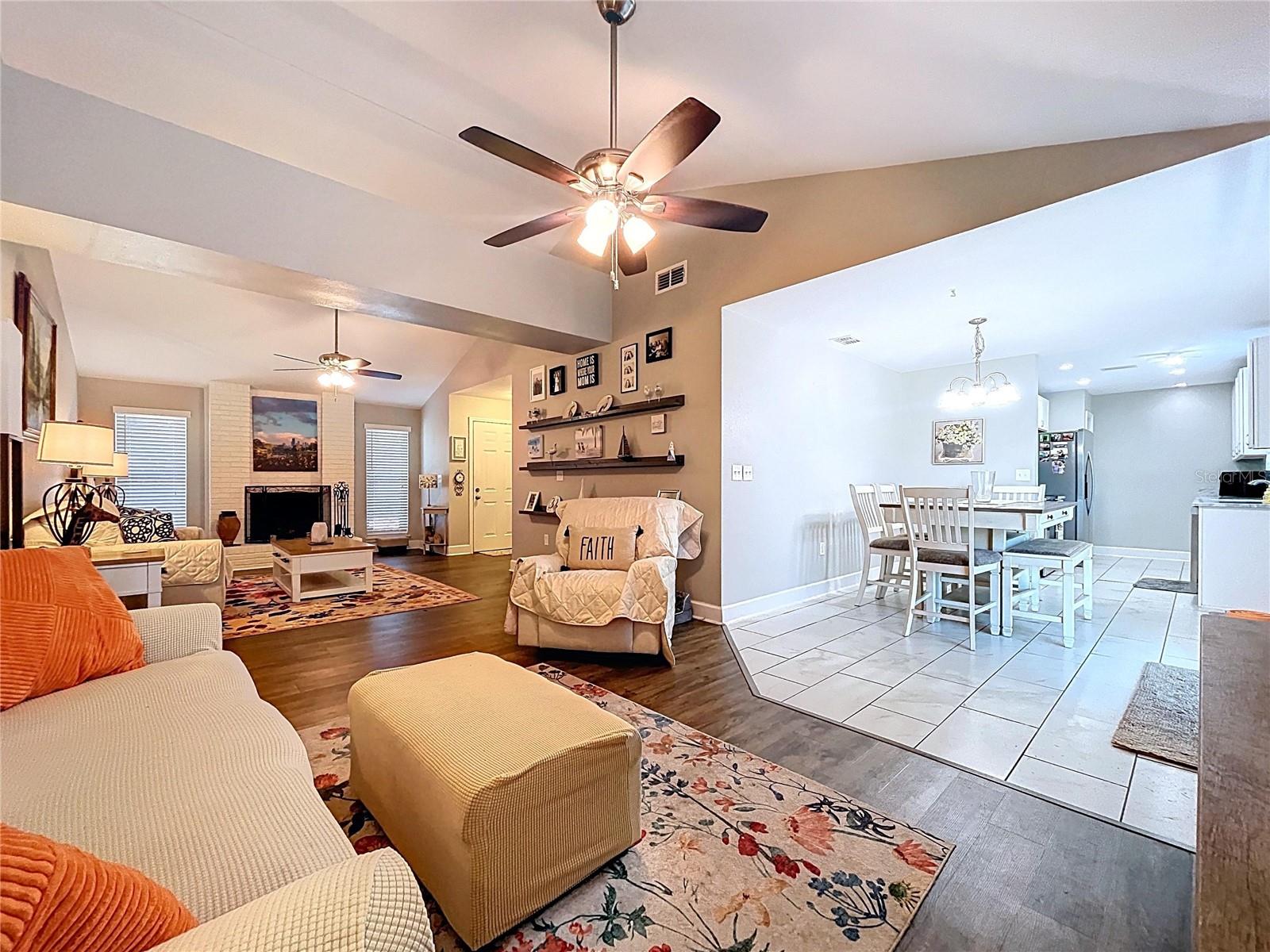 LAKES 01 - Residential