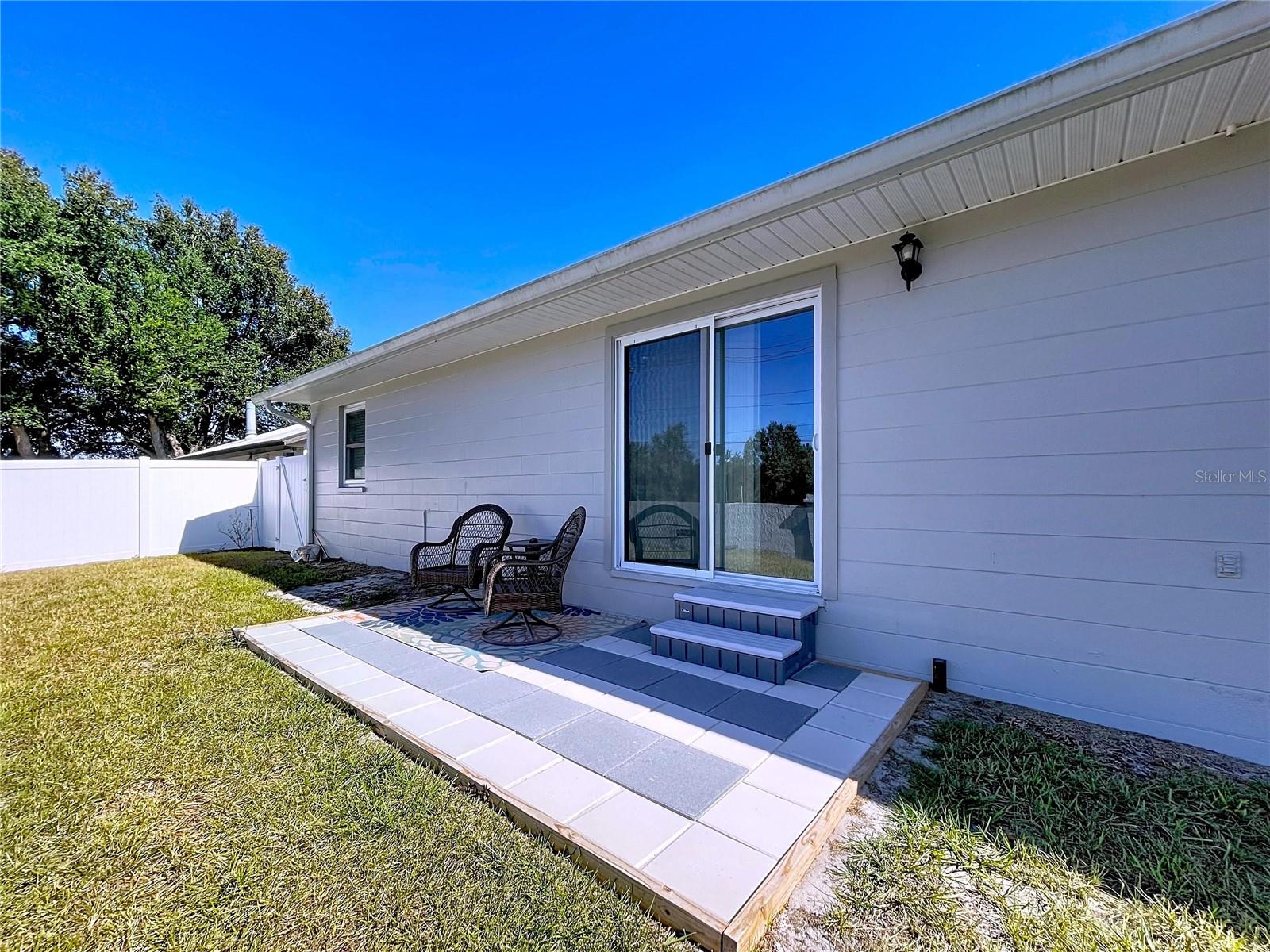 LAKES 01 - Residential