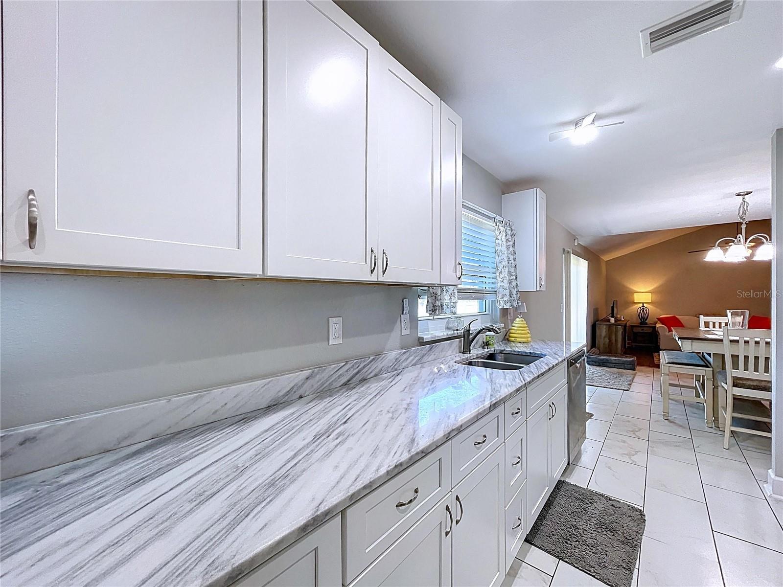 LAKES 01 - Residential