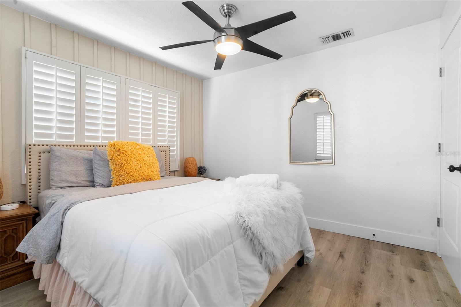 DELTONA LAKES UNIT 76 - Residential