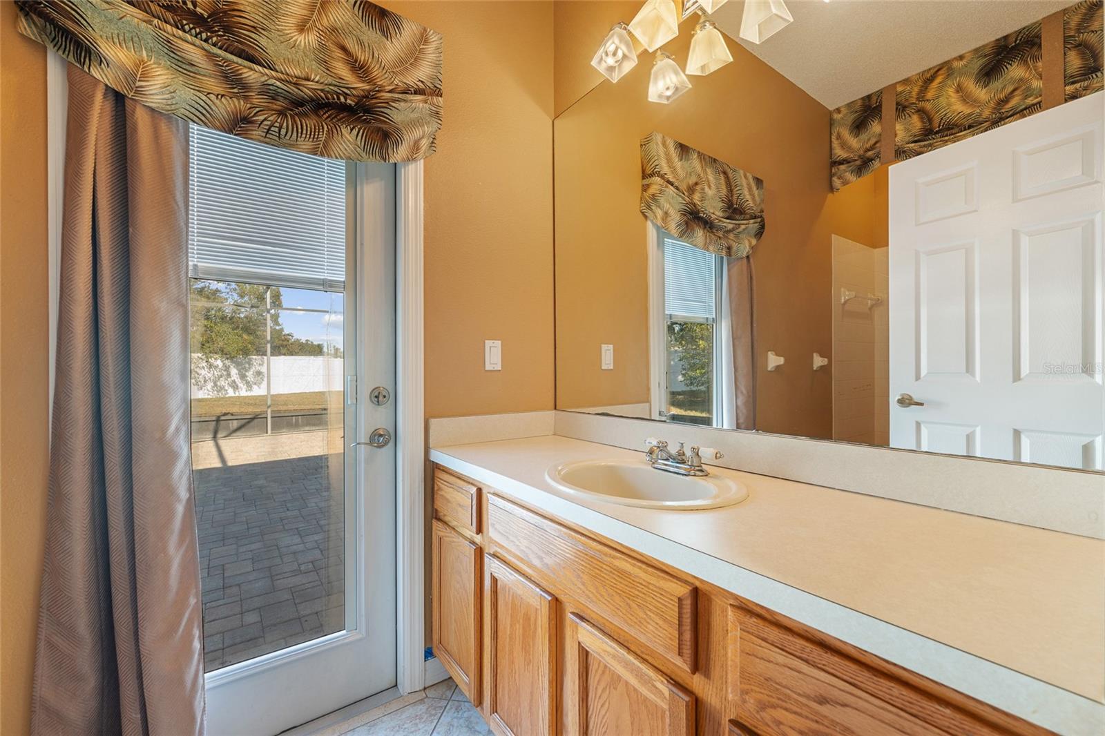 PRESERVE AT FAIRWAY OAKS - Residential