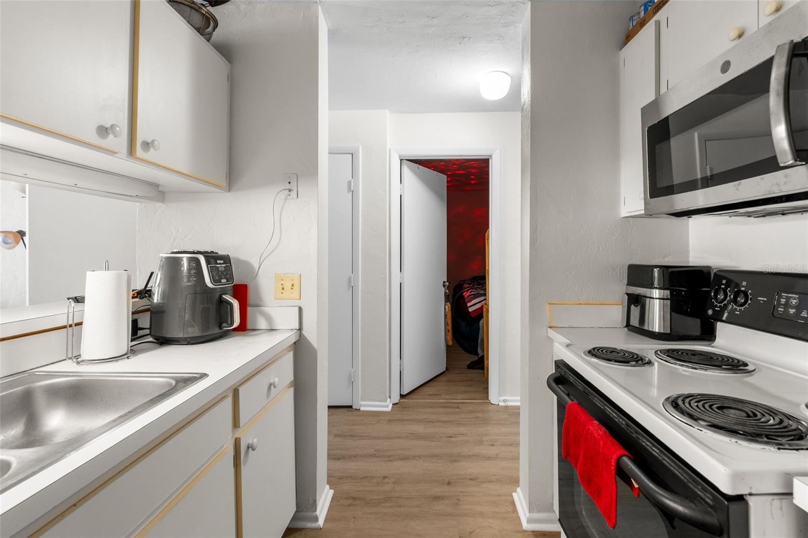 COUNTRYSIDE UNIVERSITY - Residential