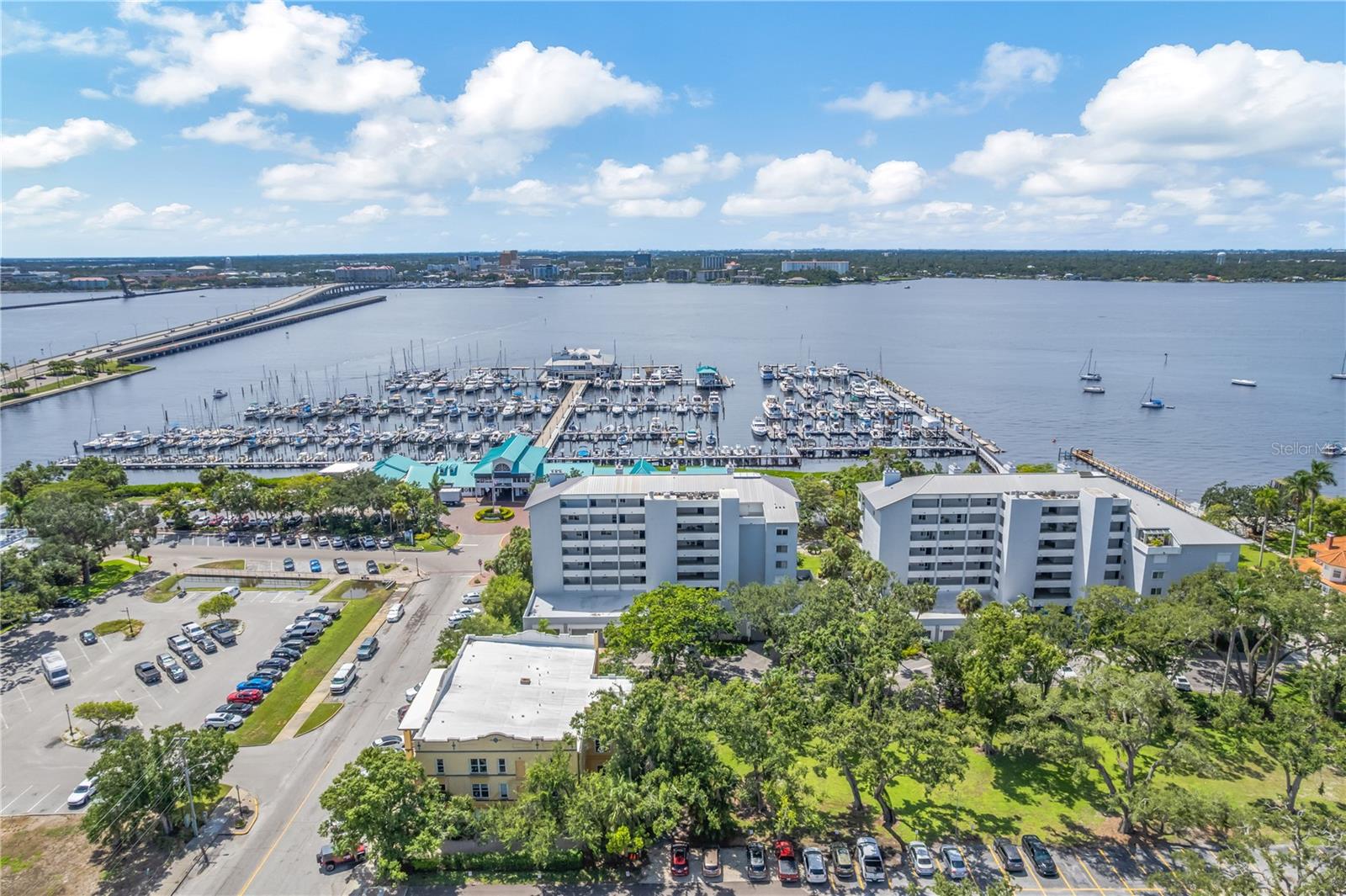 REGATTA POINTE PH I - Residential