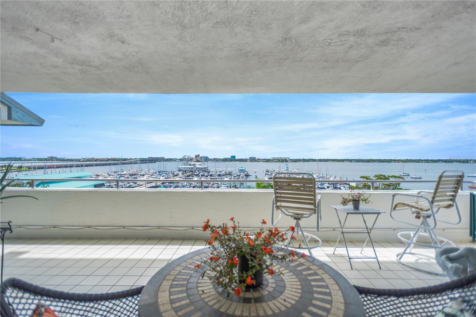 REGATTA POINTE PH I - Residential