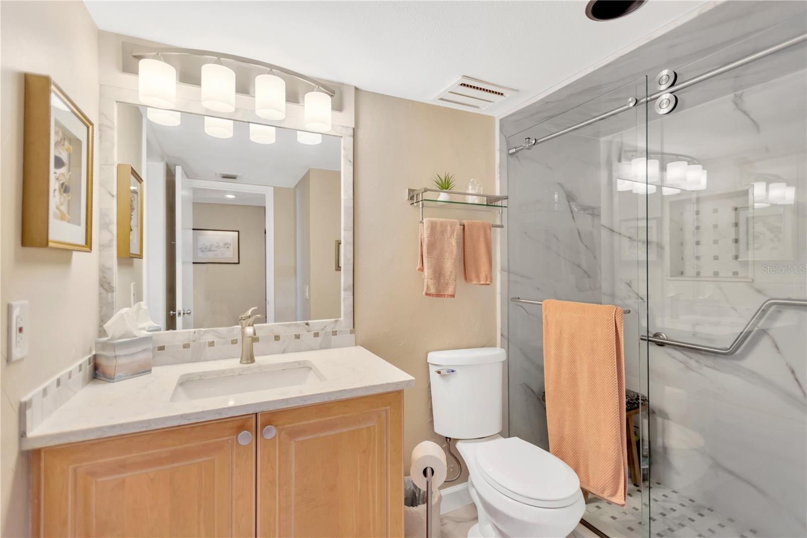 REGATTA POINTE PH I - Residential