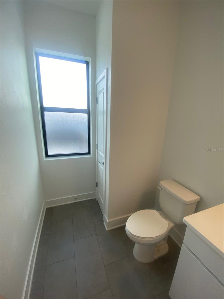 WESTSHORE VILLAGE TWNHMS - Residential Lease