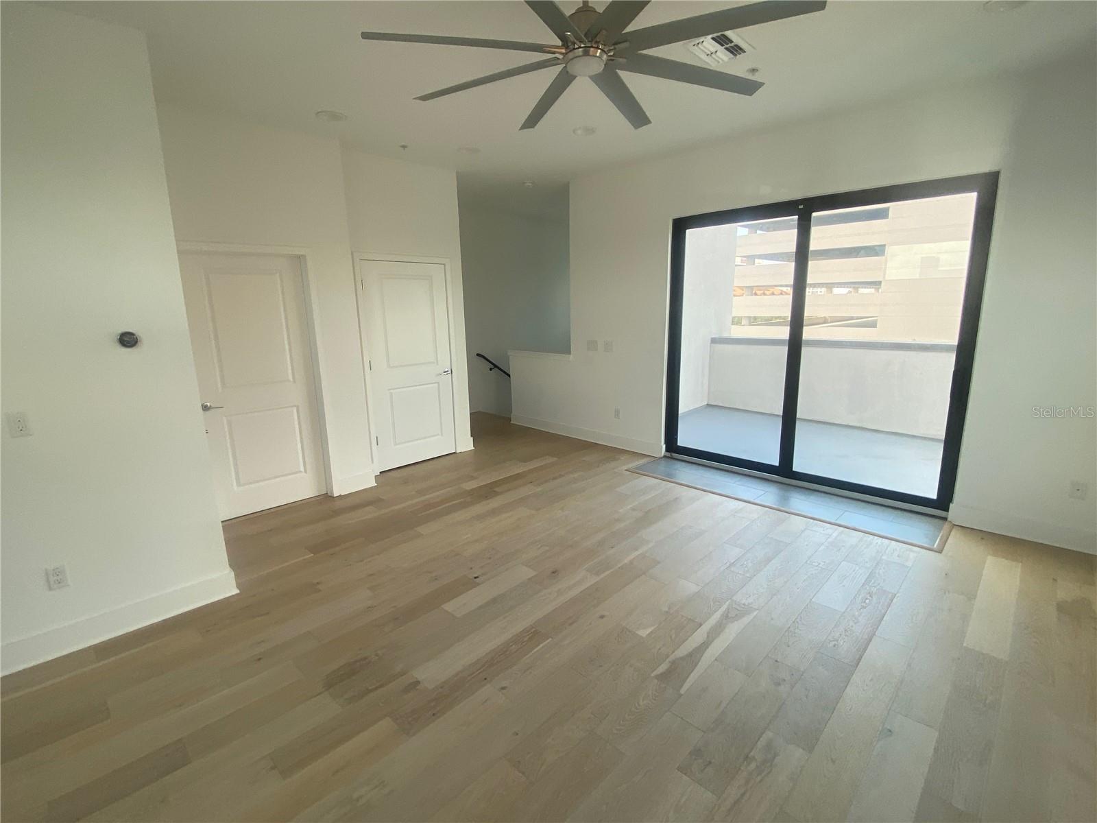 WESTSHORE VILLAGE TWNHMS - Residential Lease