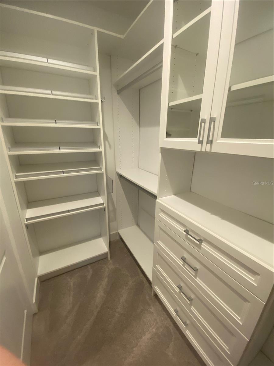 WESTSHORE VILLAGE TWNHMS - Residential Lease
