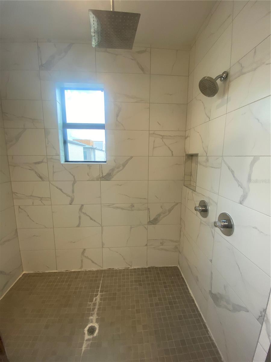 WESTSHORE VILLAGE TWNHMS - Residential Lease