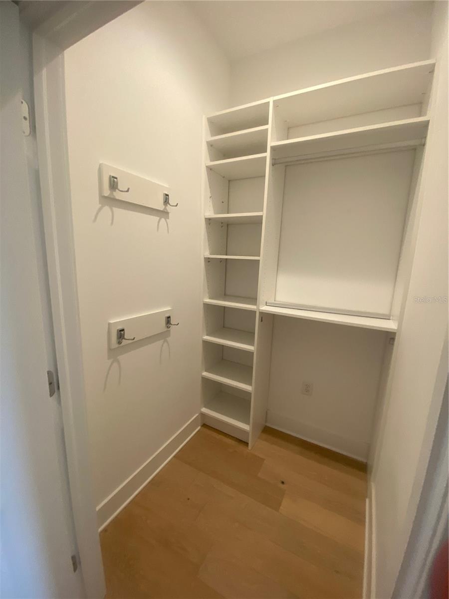 WESTSHORE VILLAGE TWNHMS - Residential Lease
