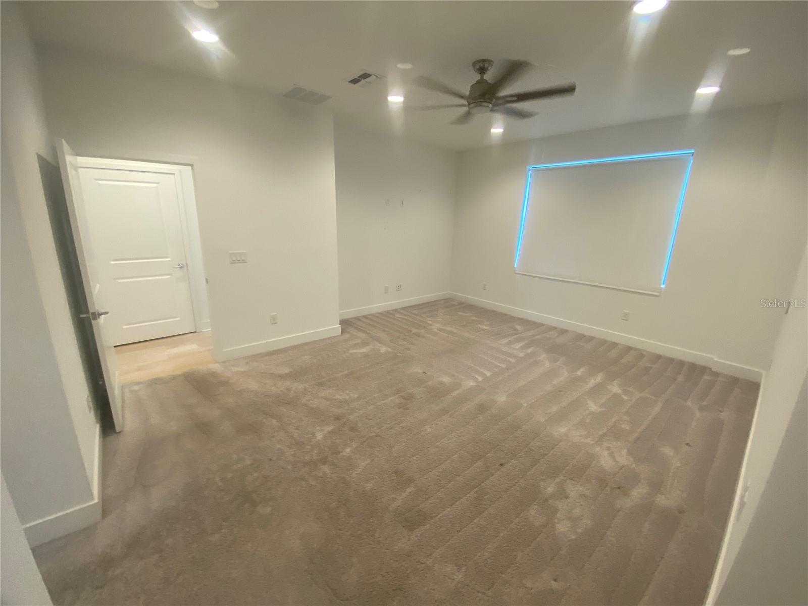 WESTSHORE VILLAGE TWNHMS - Residential Lease