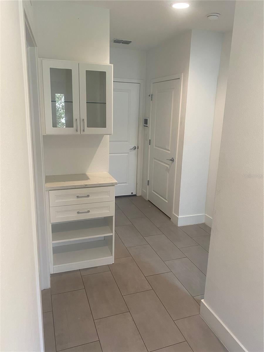 WESTSHORE VILLAGE TWNHMS - Residential Lease