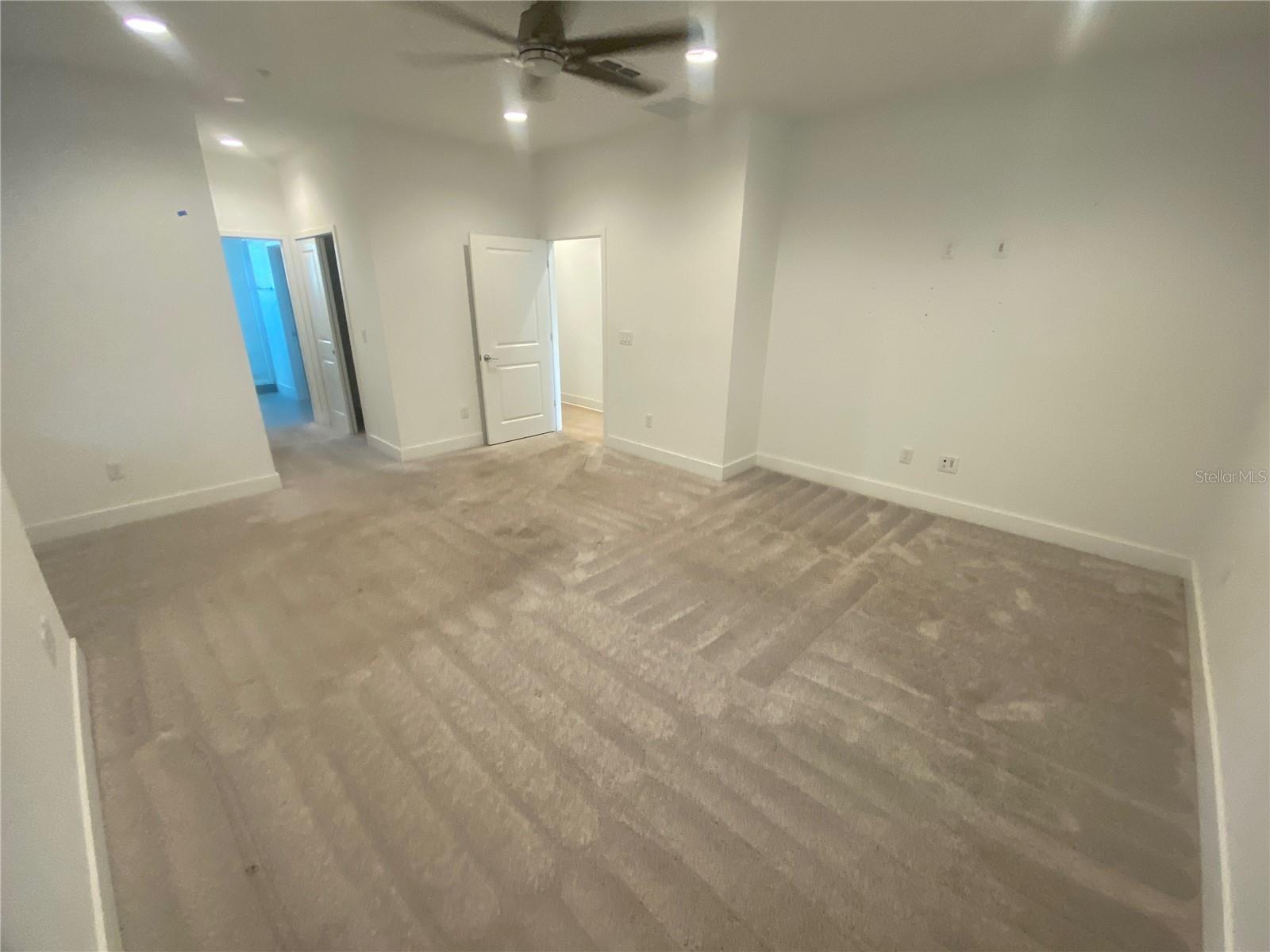WESTSHORE VILLAGE TWNHMS - Residential Lease