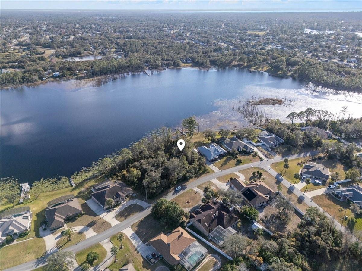 CRYSTAL LAKE ESTATES - Land