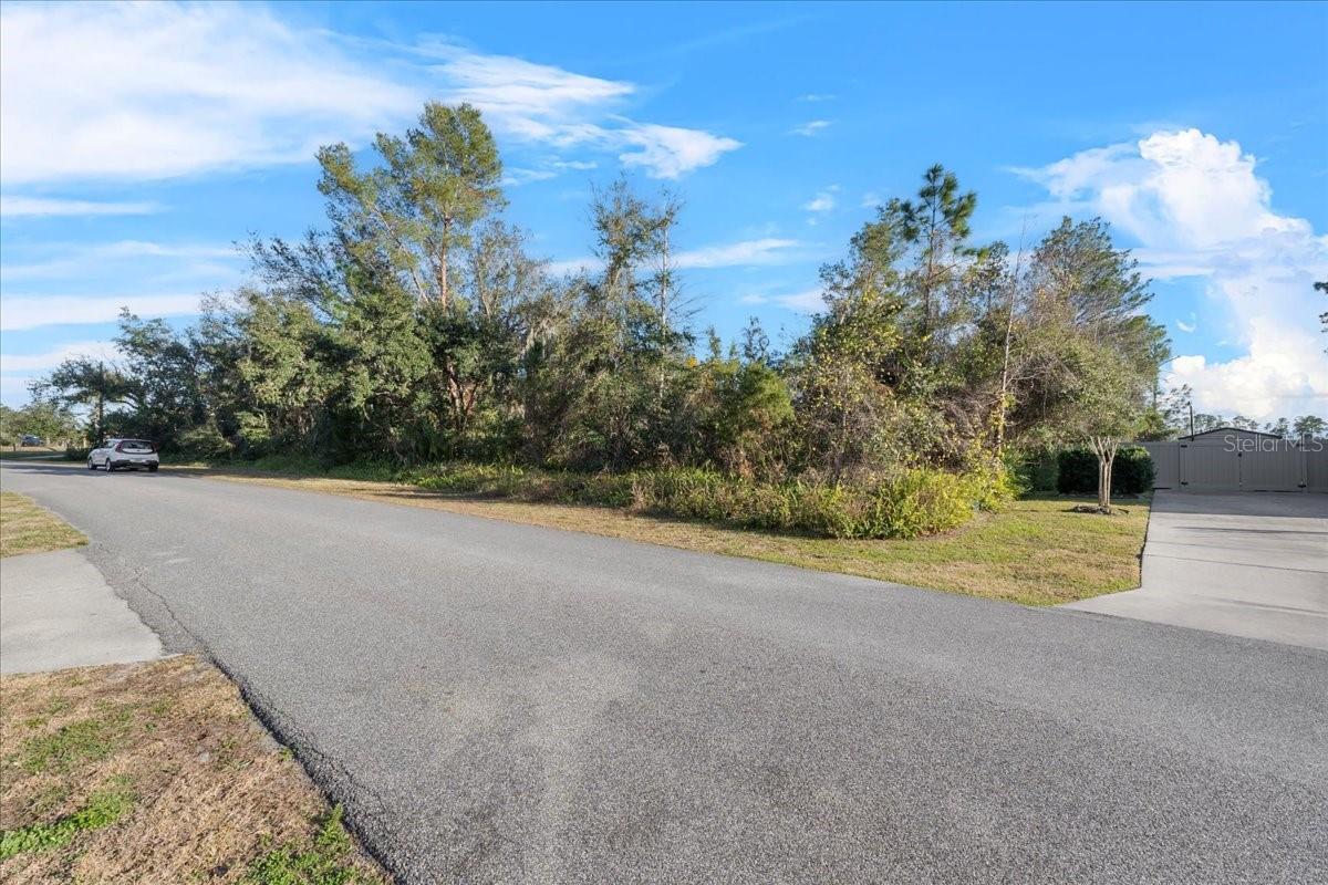 CRYSTAL LAKE ESTATES - Land