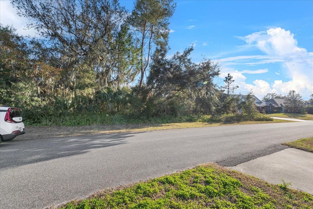 CRYSTAL LAKE ESTATES - Land