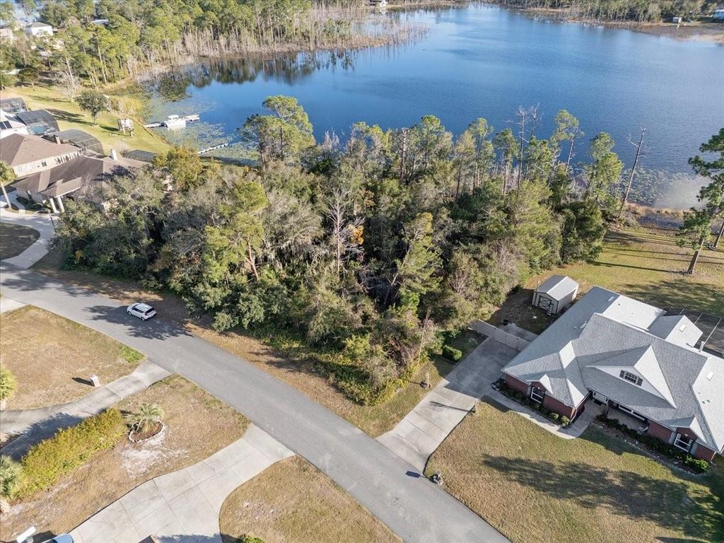 Photo of 2103 Watersedge Drive, Deltona, FL 32738 (MLS # O6387495)