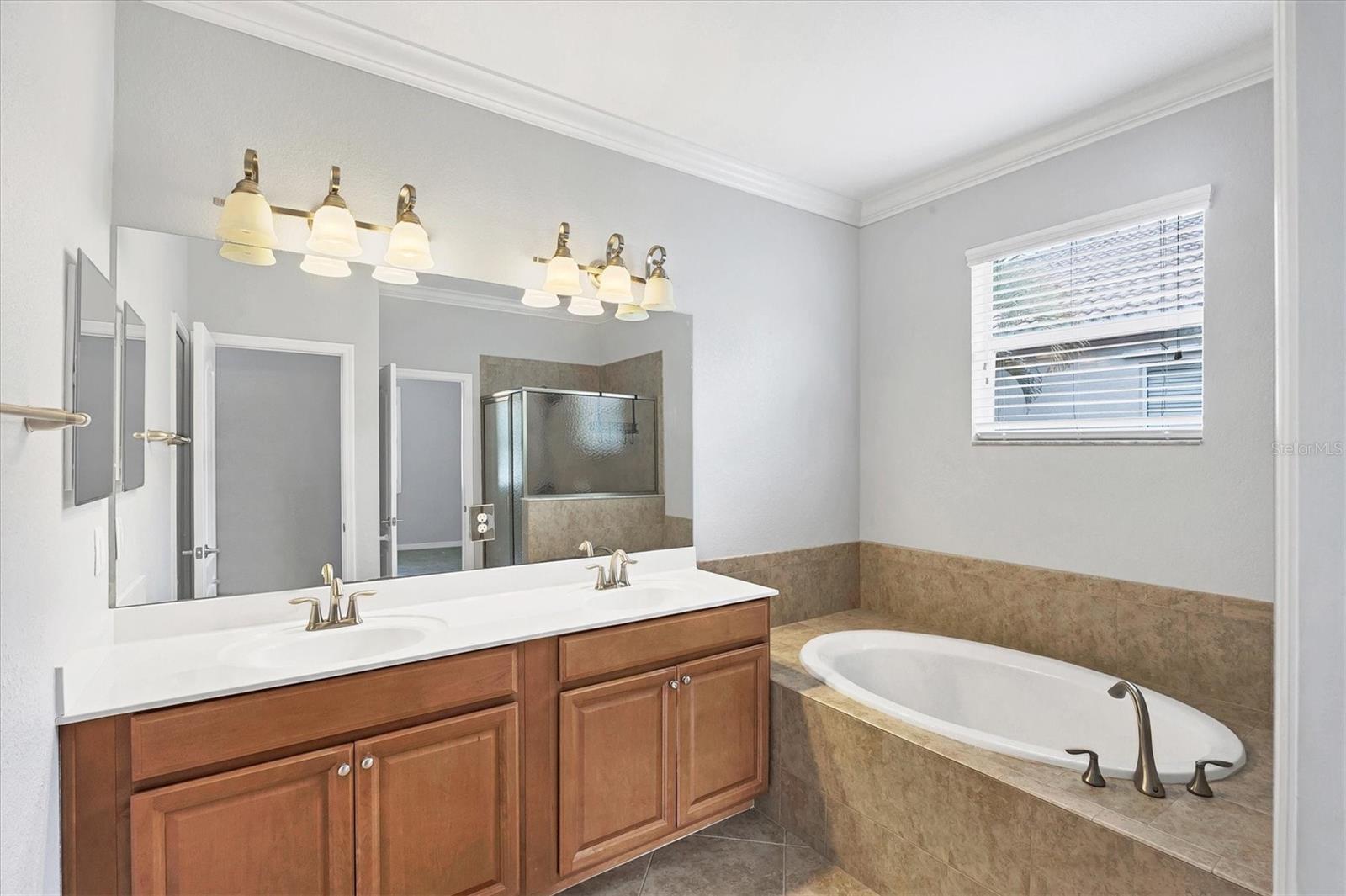 STONEYBROOK AT VENICE - Residential