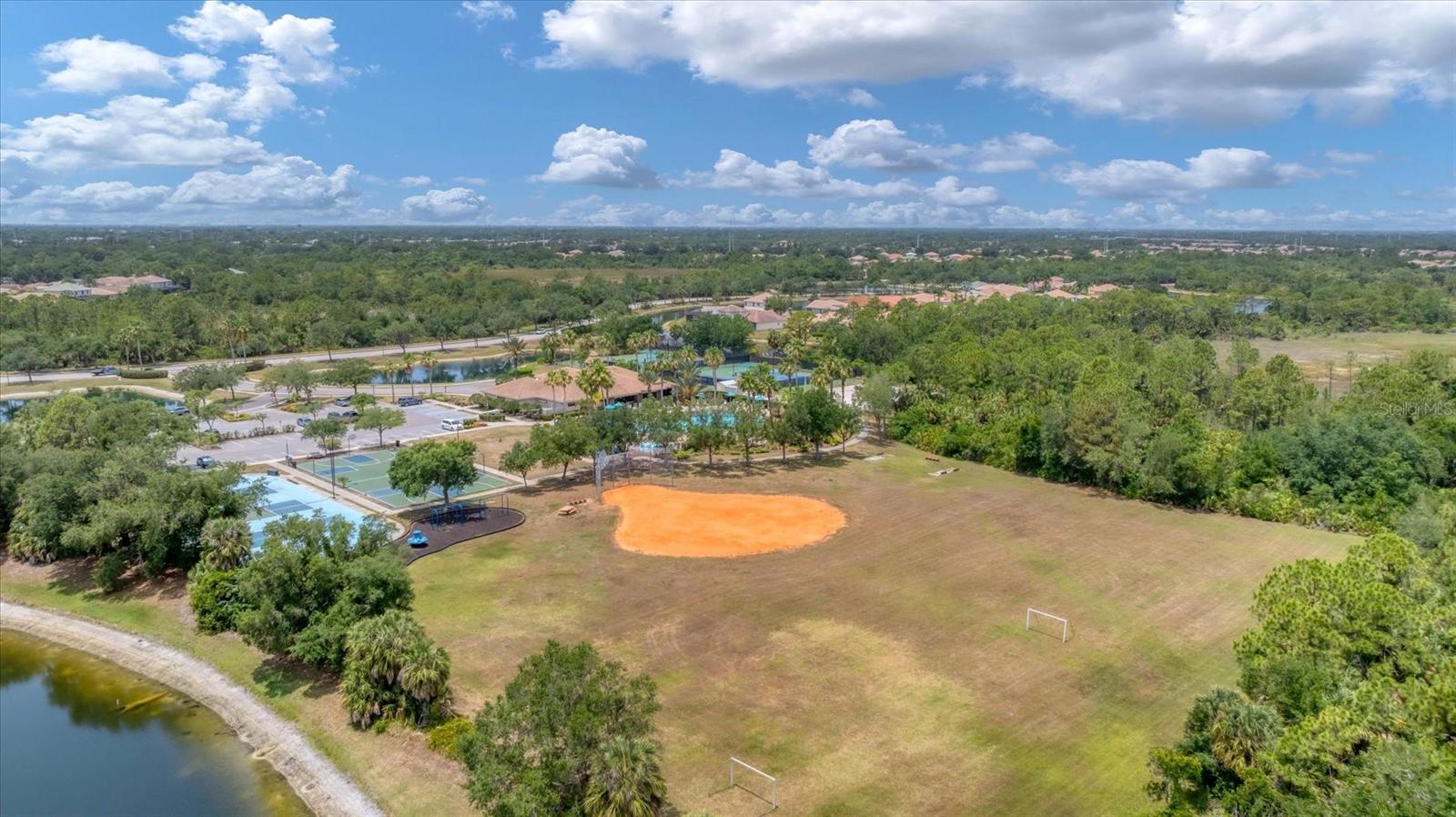 STONEYBROOK AT VENICE - Residential
