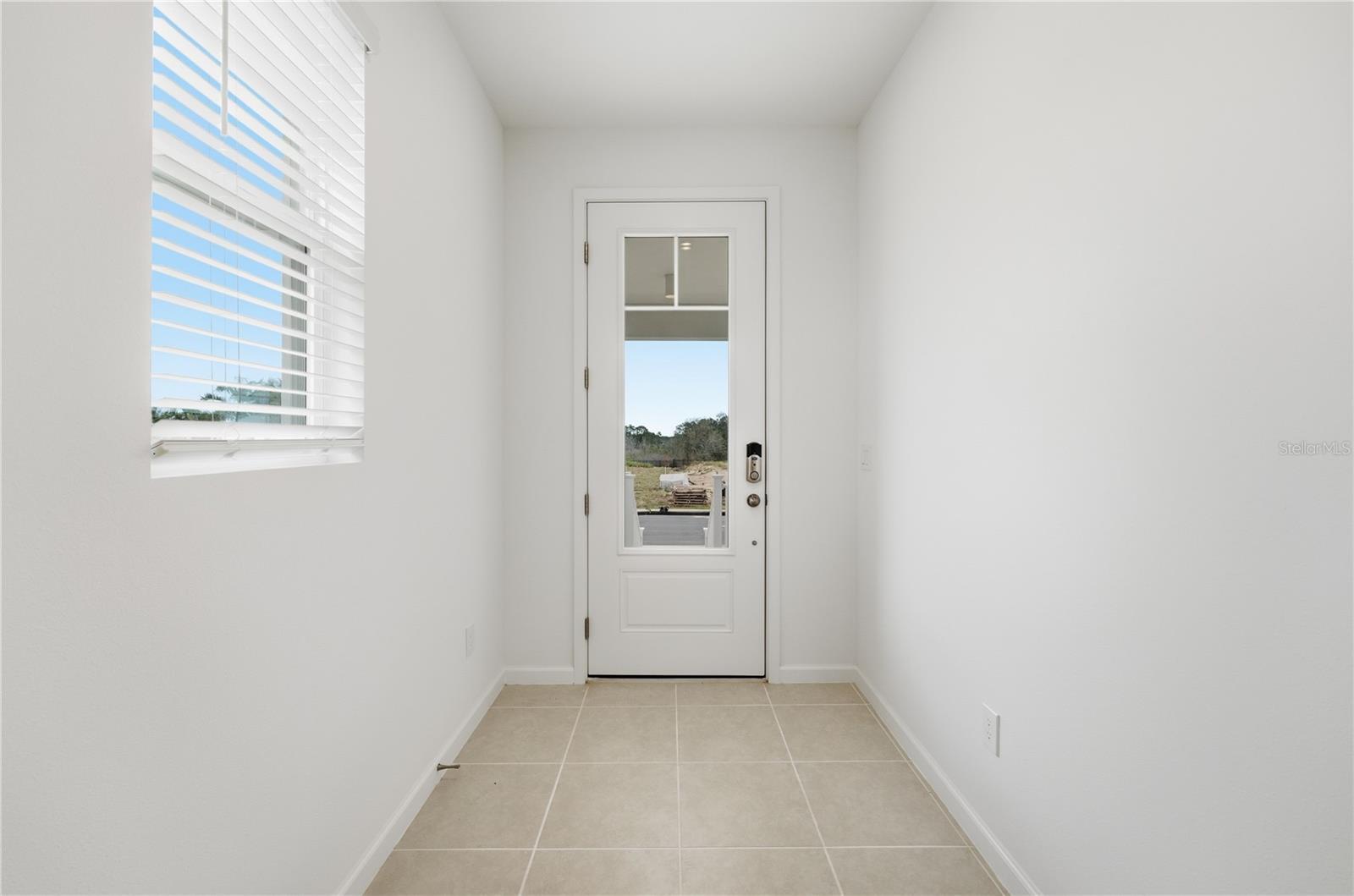 500 GREEN TRACKER AVENUE