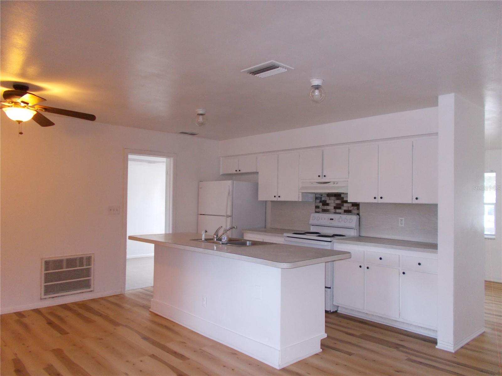 RECTORS GROVELAND 4TH ADD - Residential