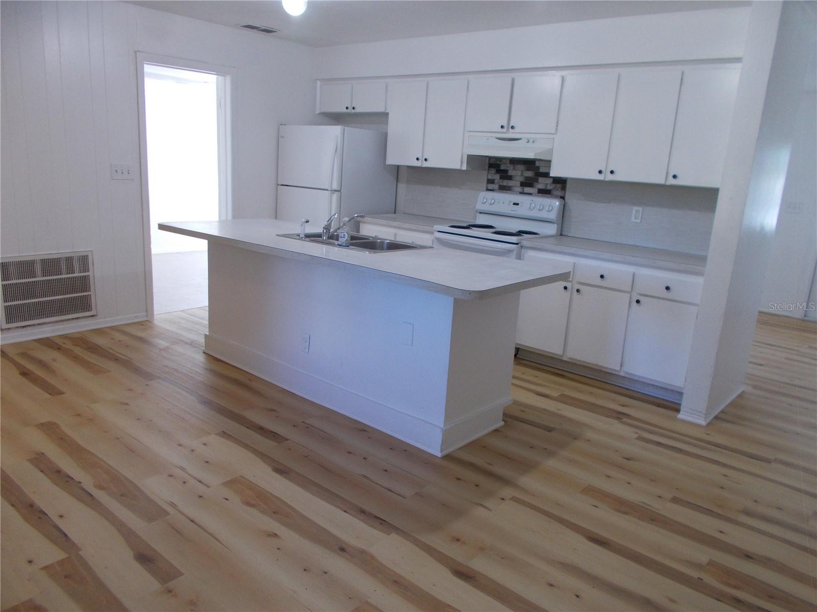 RECTORS GROVELAND 4TH ADD - Residential