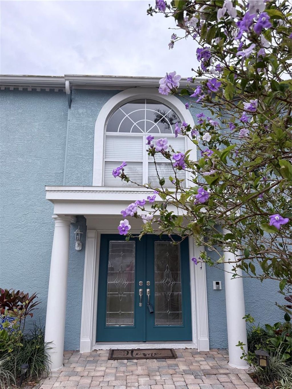 Photo of 13548 Lake Magdalene Drive, Tampa, FL 33613 (MLS # TB8487780)