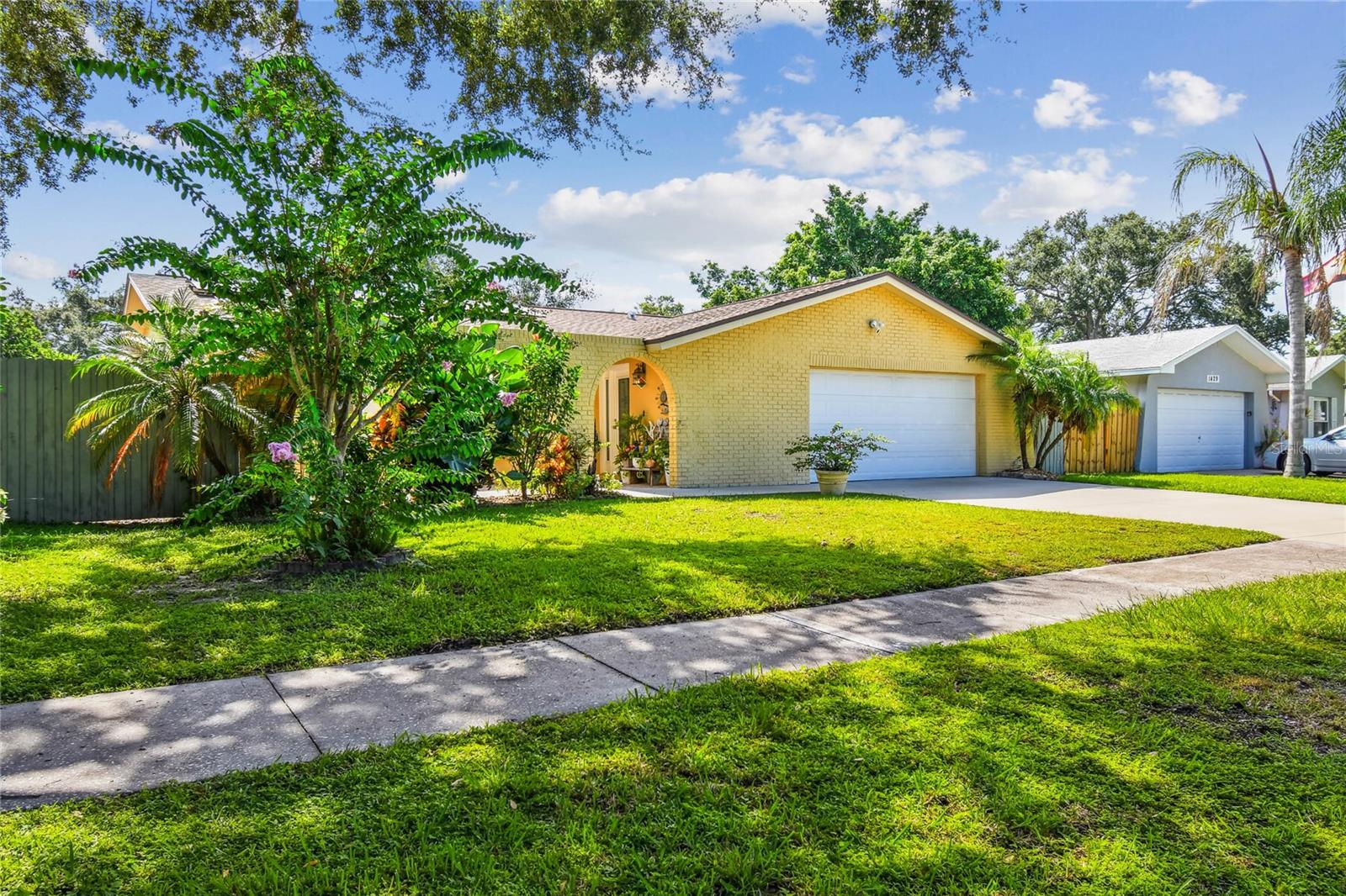1437 COTTONWOOD TERRACE