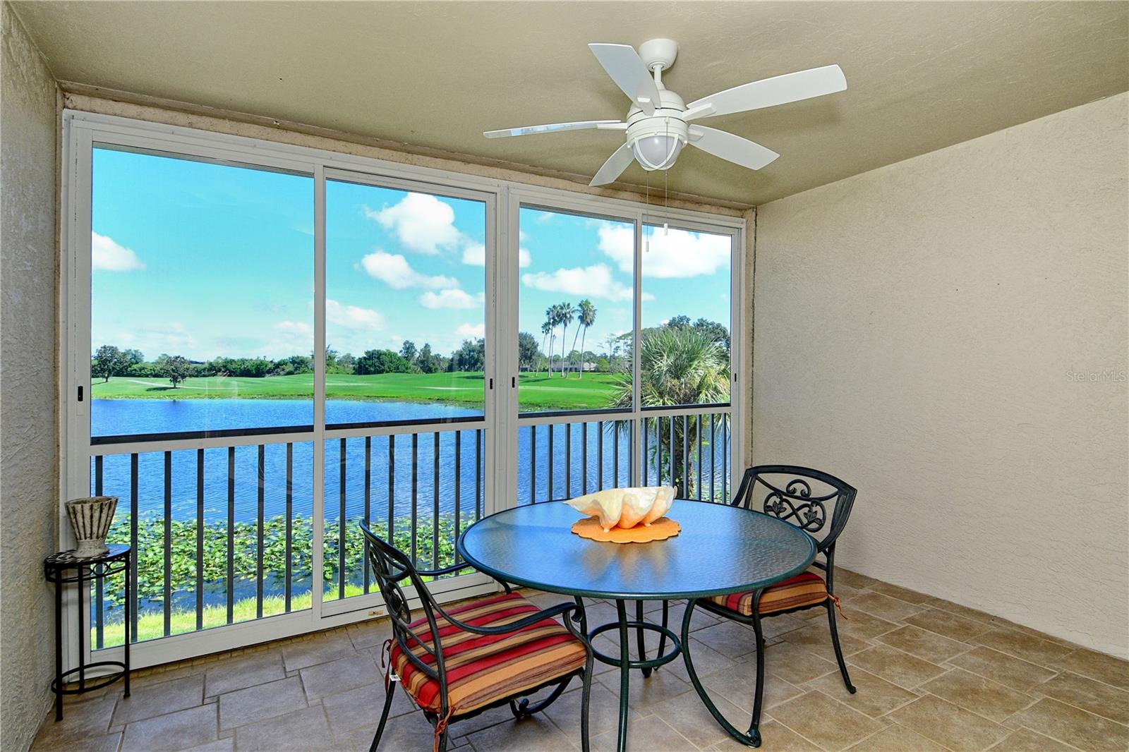 HERITAGE OAKS GOLF & COUNTRY CLUB - Residential