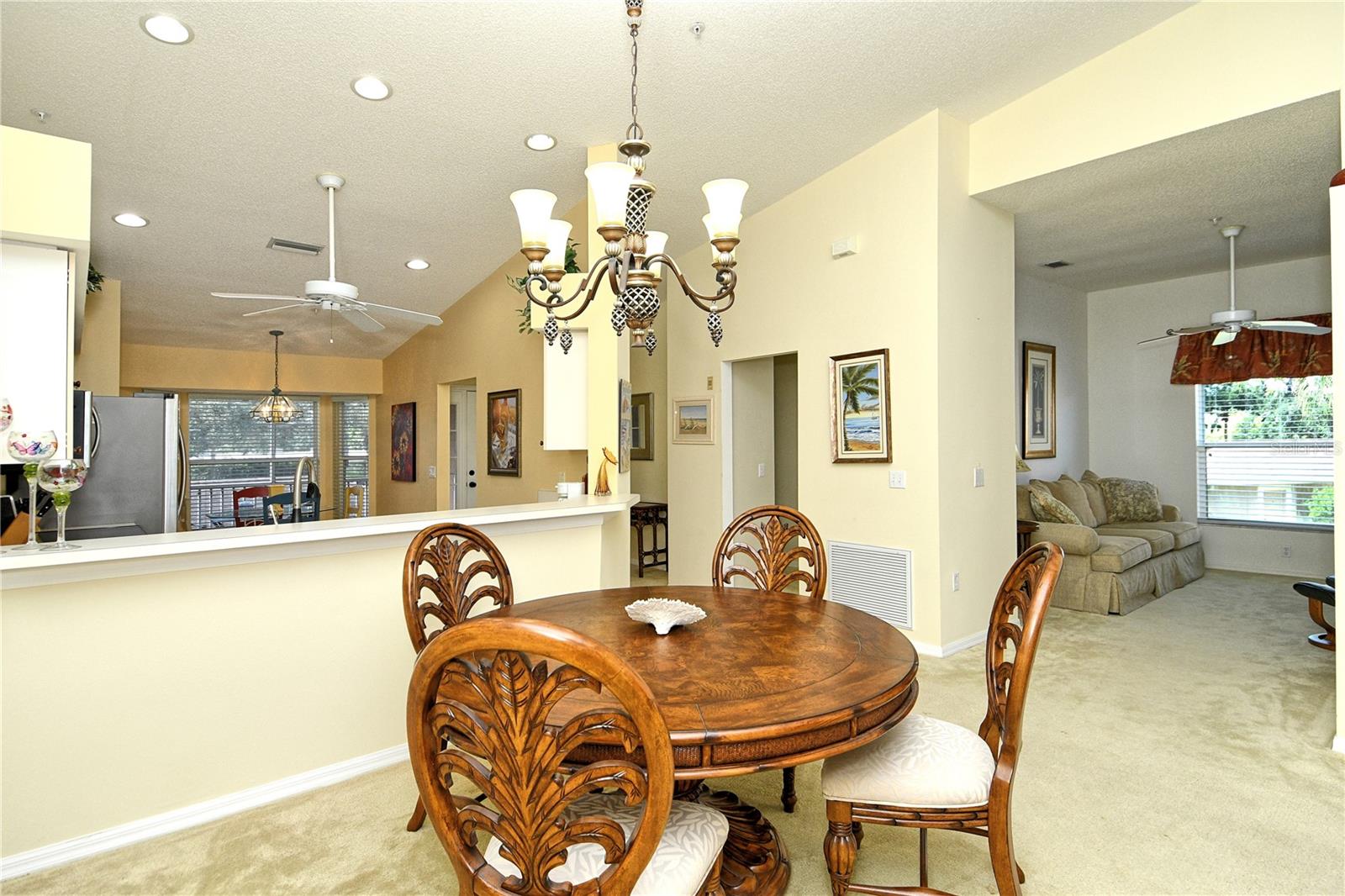 HERITAGE OAKS GOLF & COUNTRY CLUB - Residential