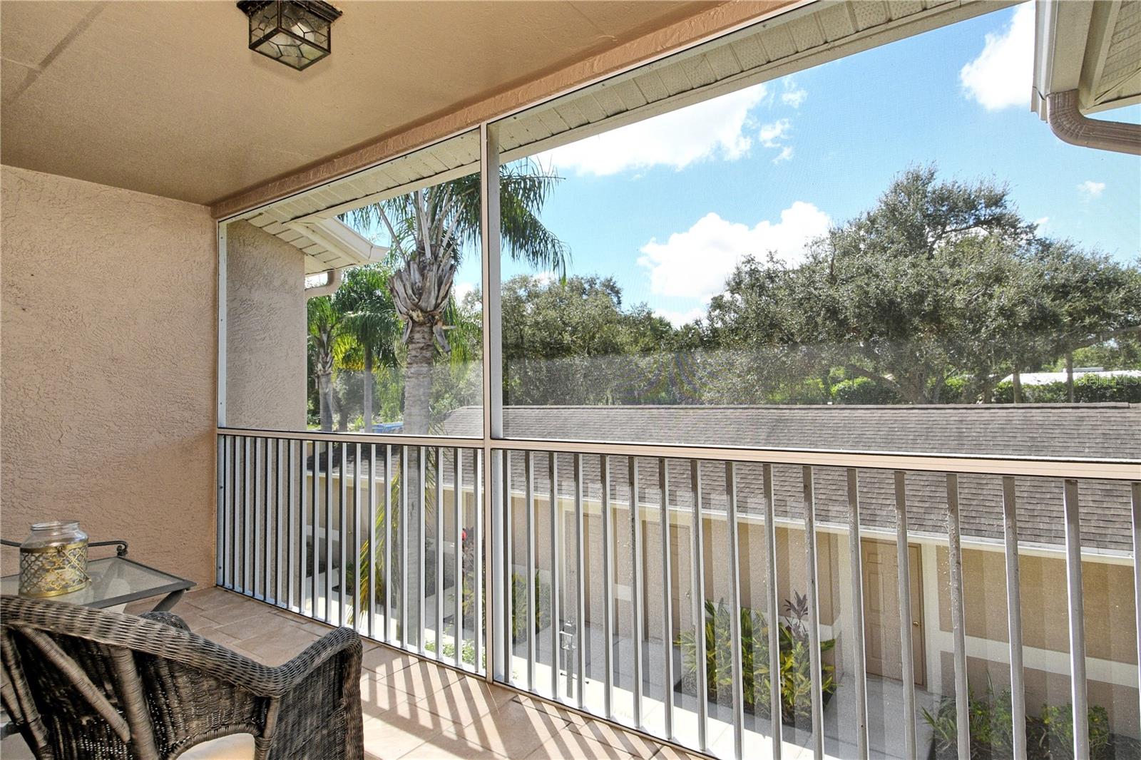 HERITAGE OAKS GOLF & COUNTRY CLUB - Residential