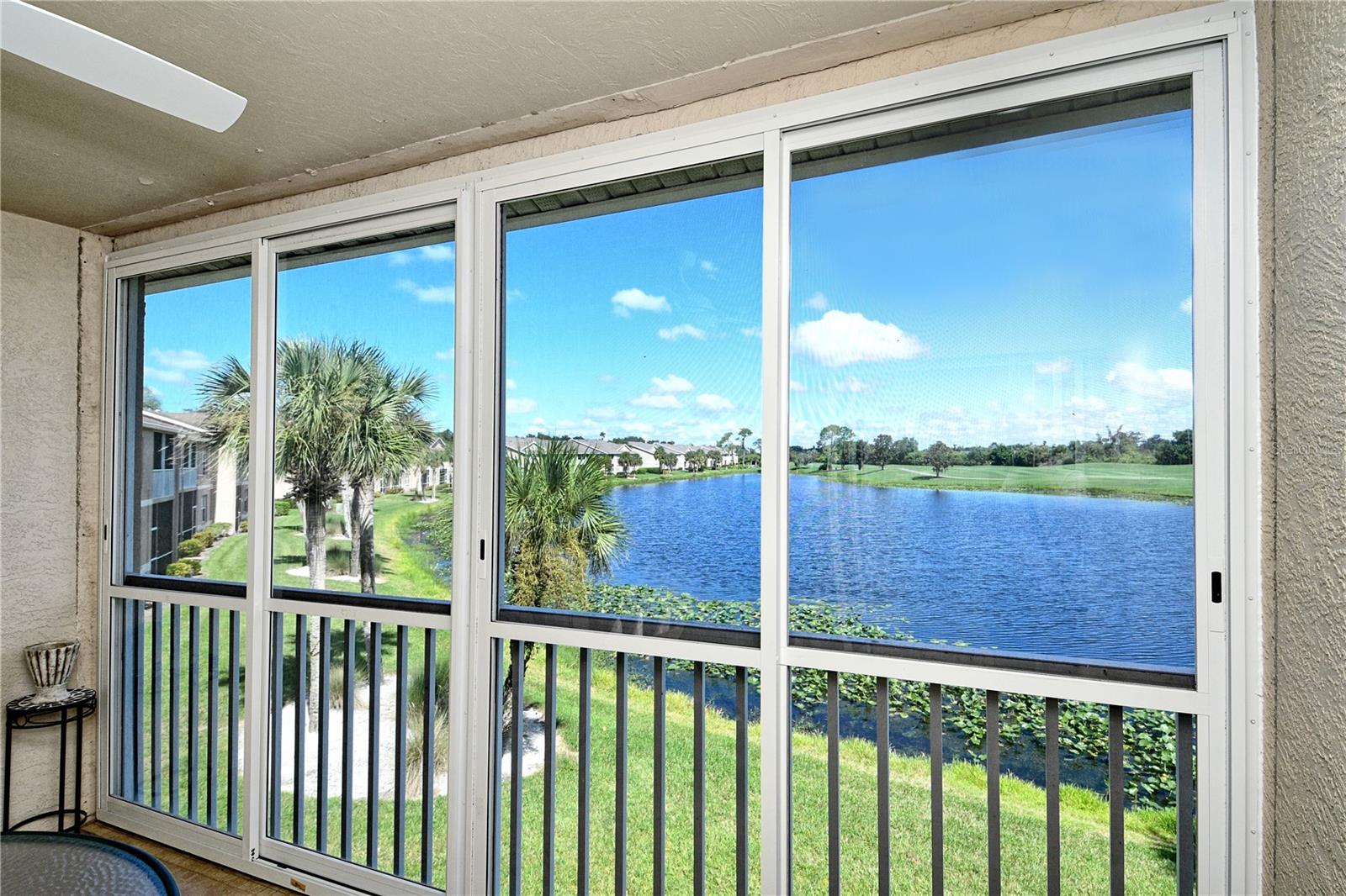 HERITAGE OAKS GOLF & COUNTRY CLUB - Residential