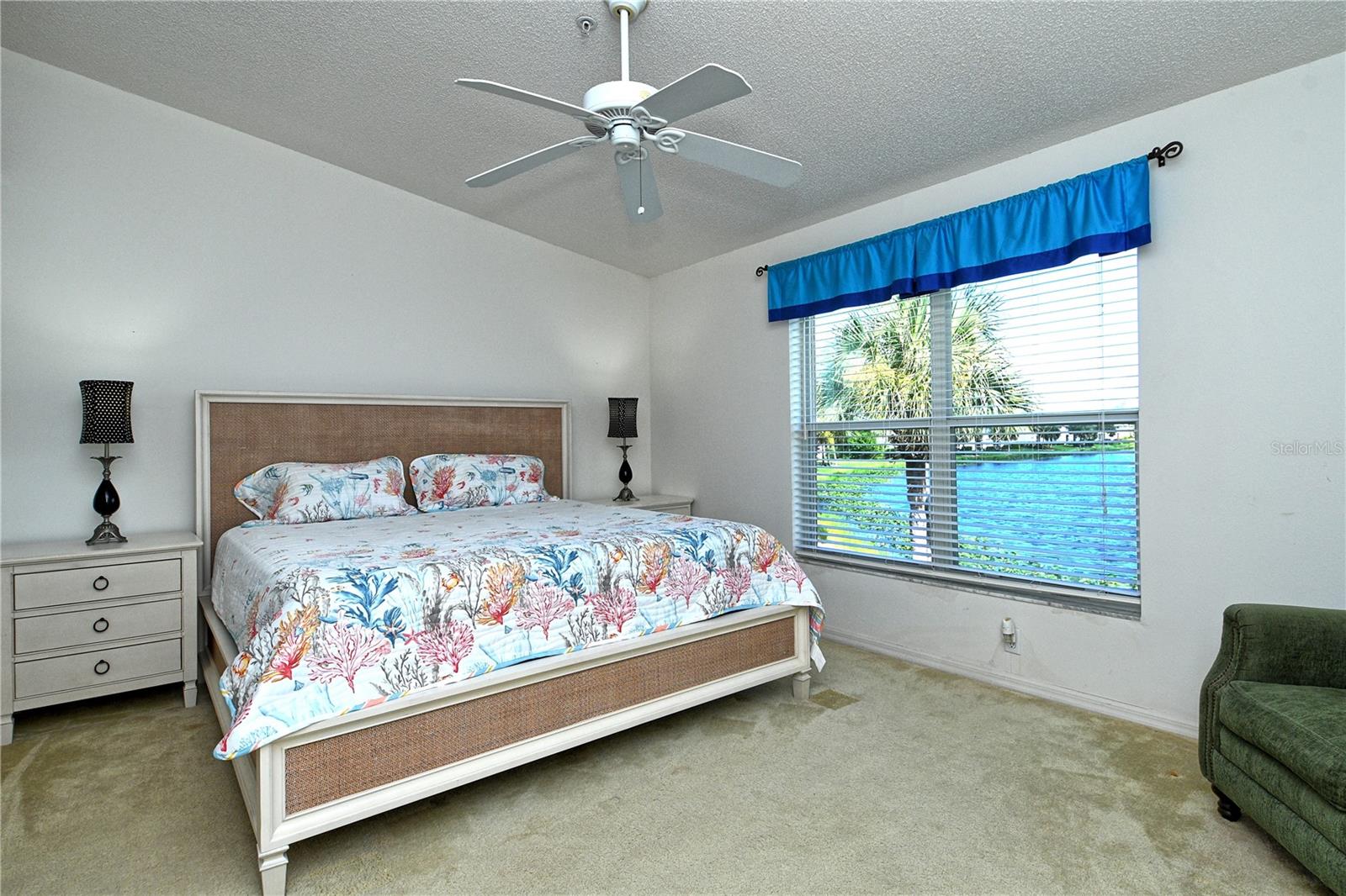 HERITAGE OAKS GOLF & COUNTRY CLUB - Residential