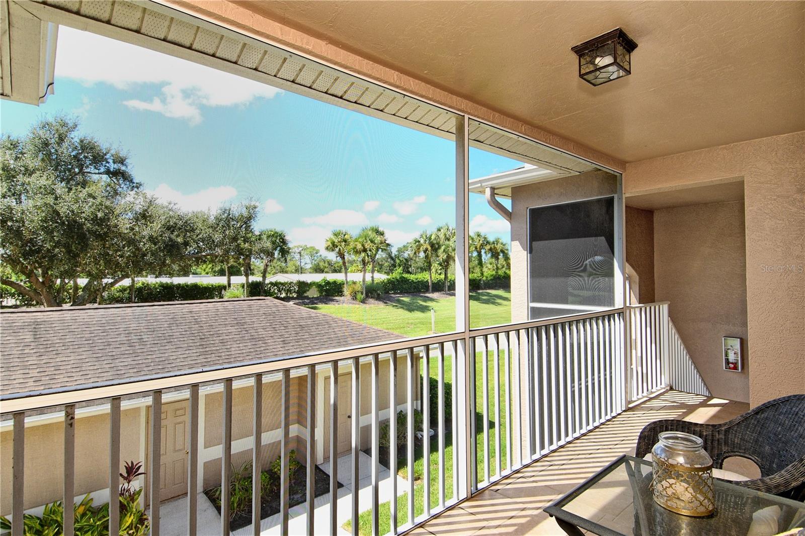 HERITAGE OAKS GOLF & COUNTRY CLUB - Residential