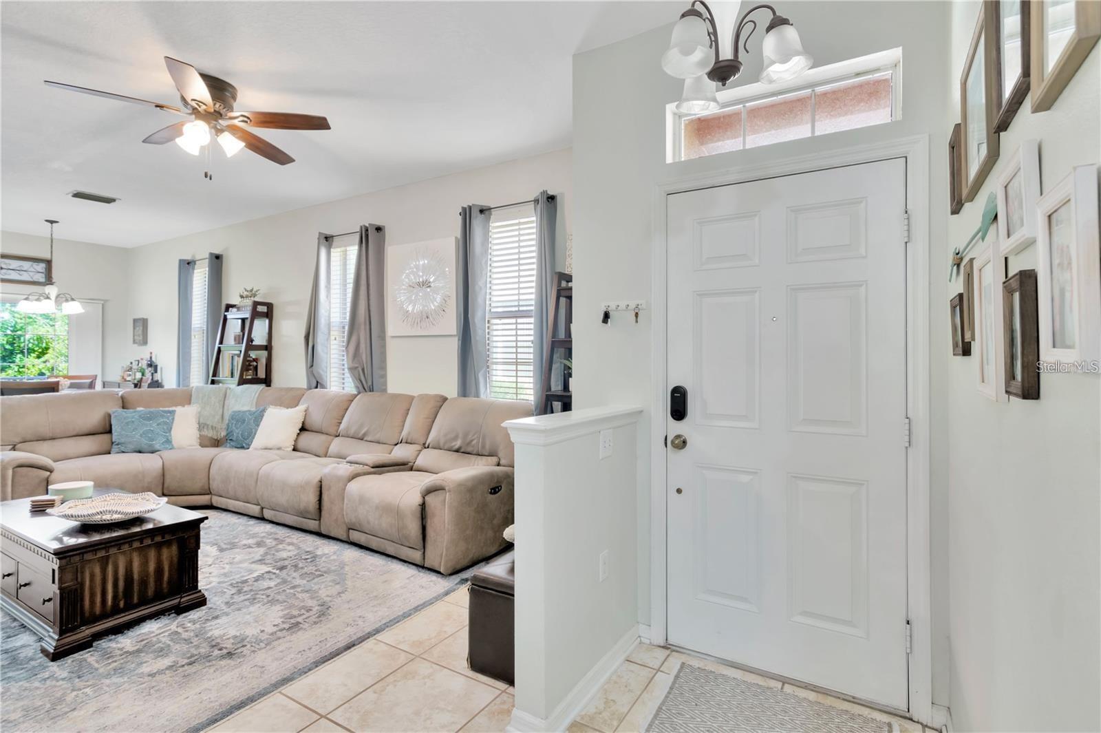 EAGLE PALM PH 2 - Residential Lease