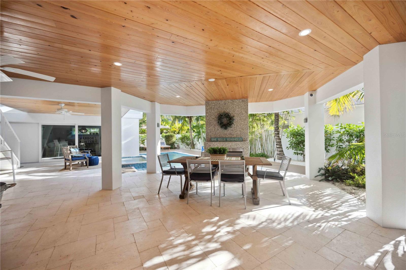 ANNA MARIA BEACH - Residential