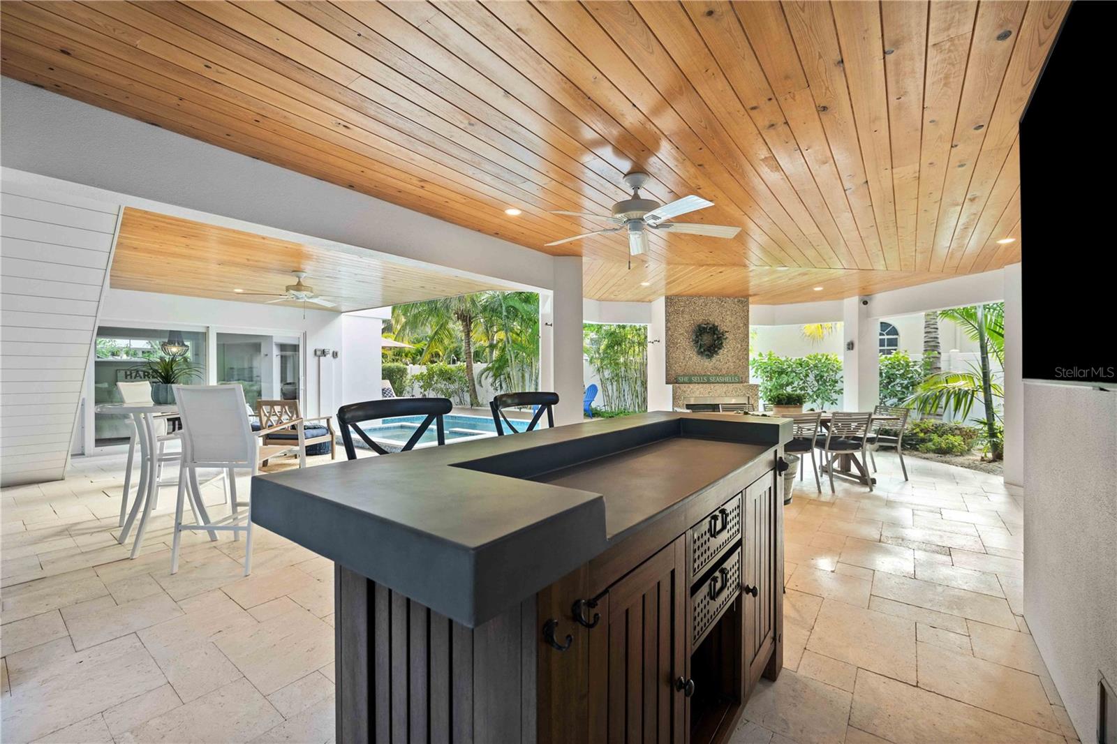 ANNA MARIA BEACH - Residential