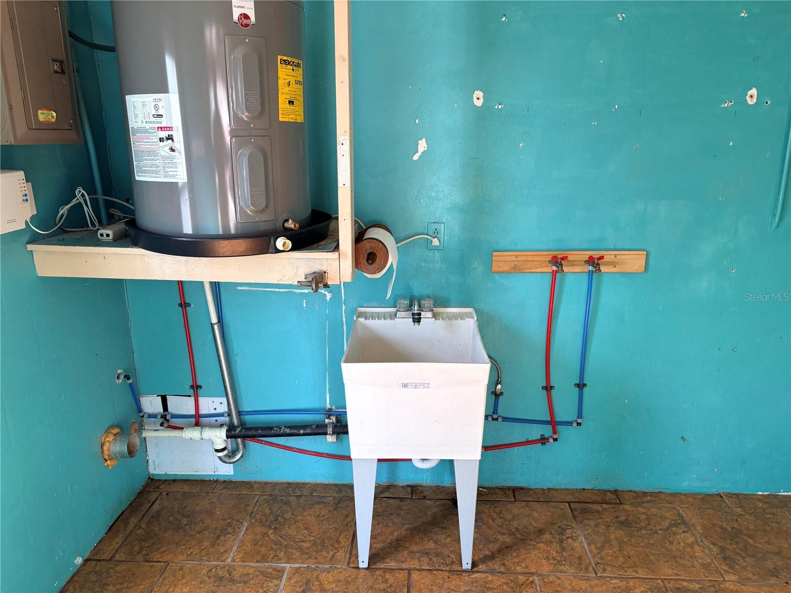 MELODIE HILLS - Residential