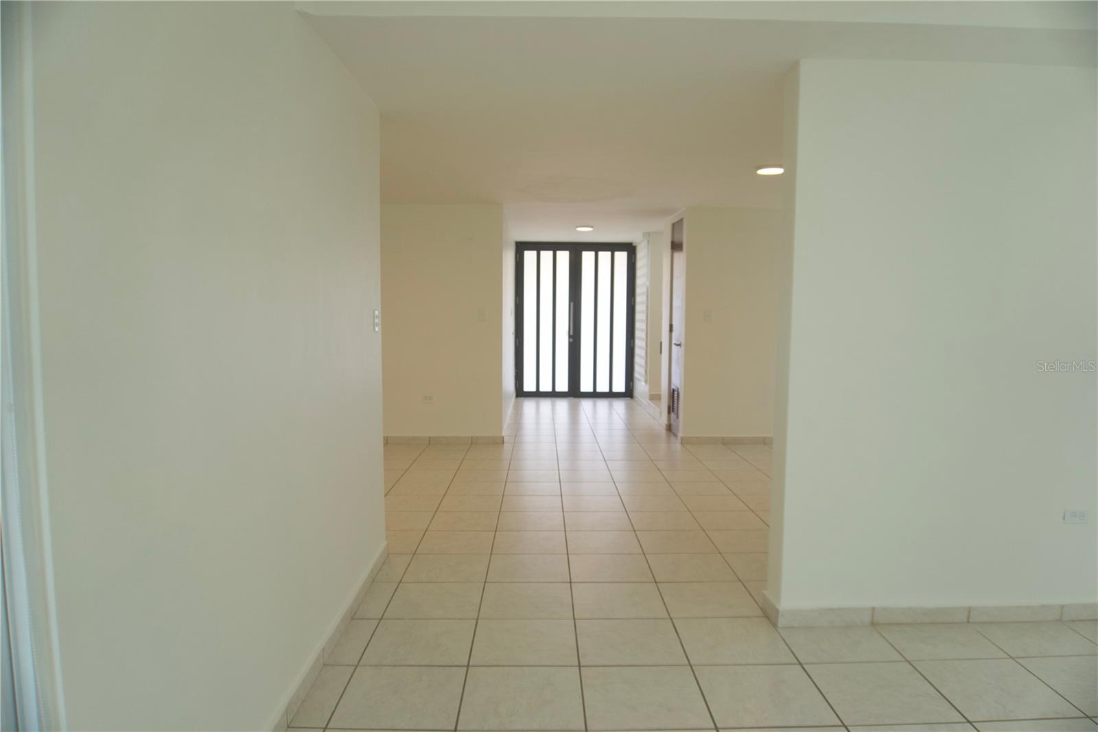 PASEO LAS OLAS - Residential