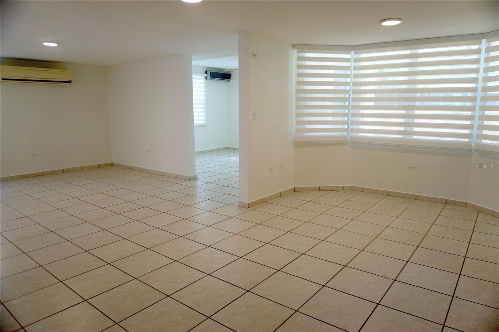 PASEO LAS OLAS - Residential
