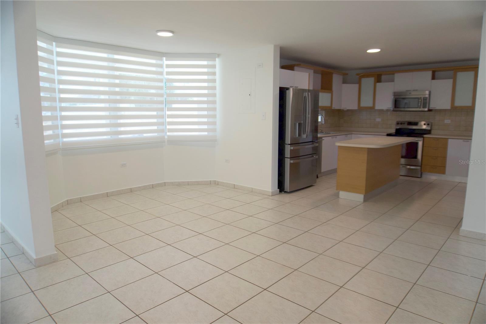 PASEO LAS OLAS - Residential