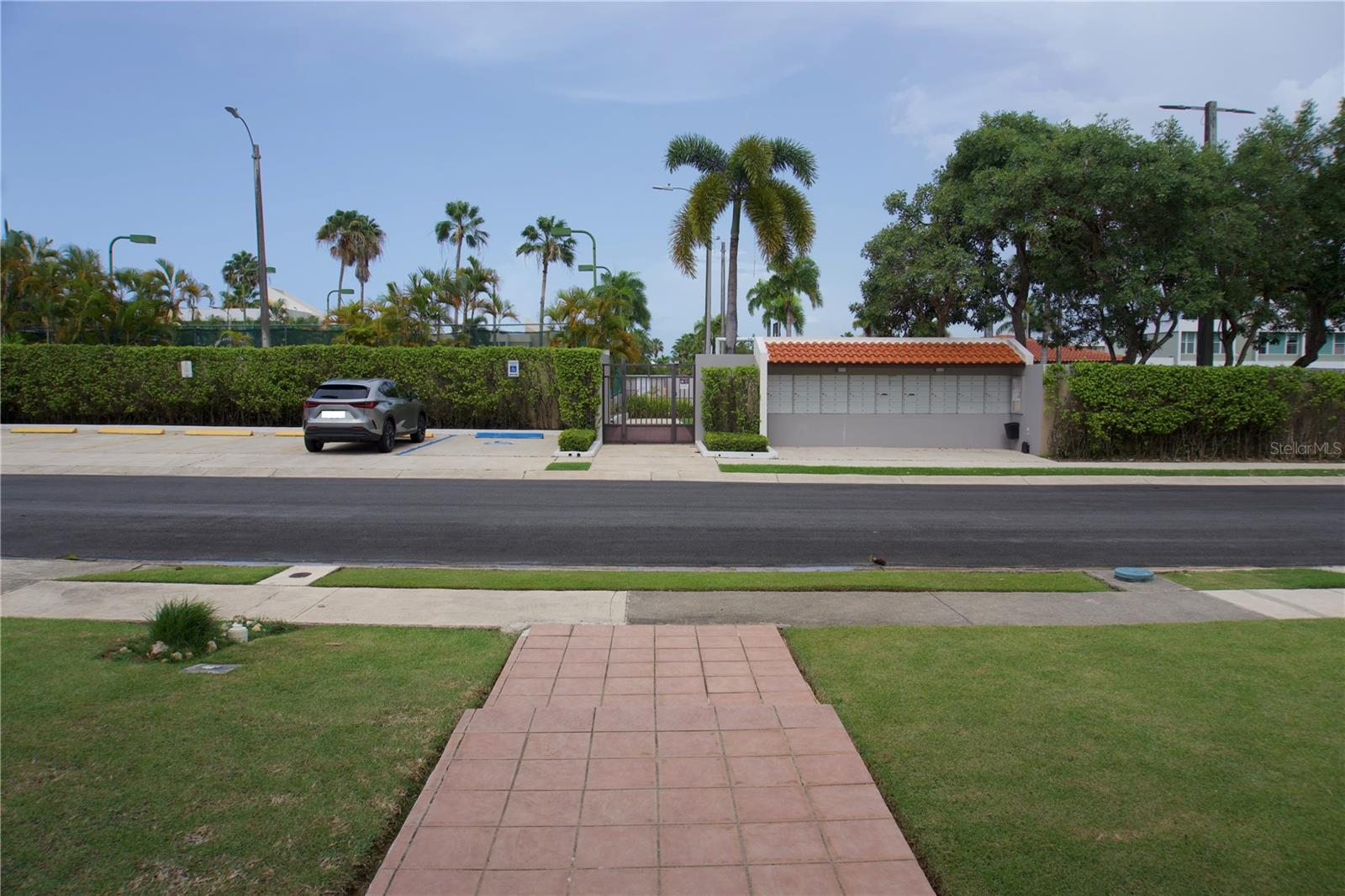 PASEO LAS OLAS - Residential