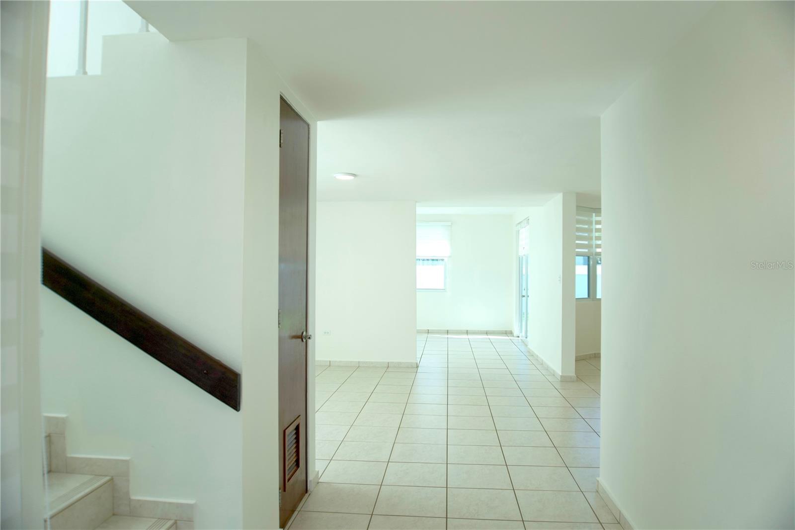 PASEO LAS OLAS - Residential