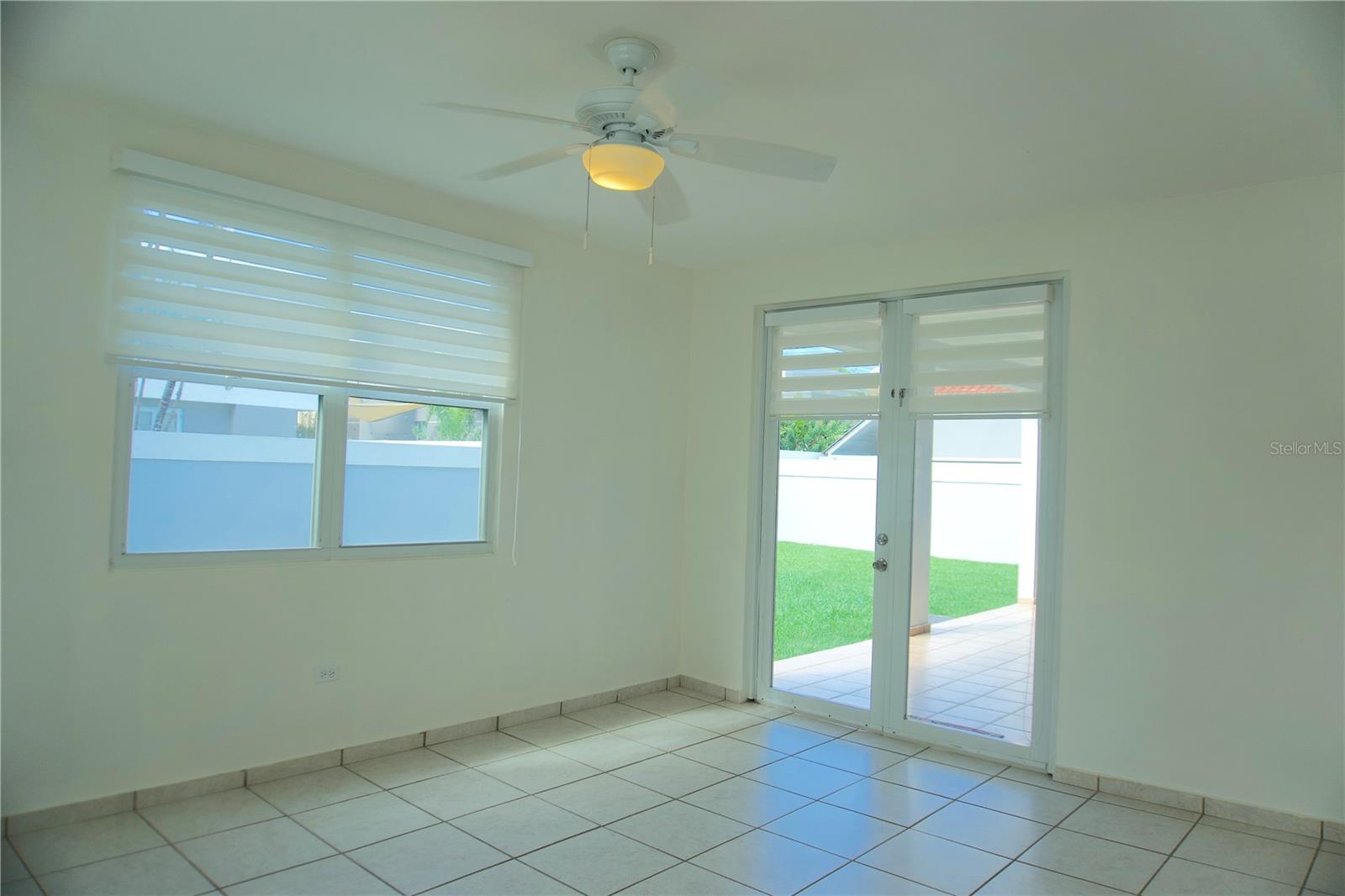 PASEO LAS OLAS - Residential