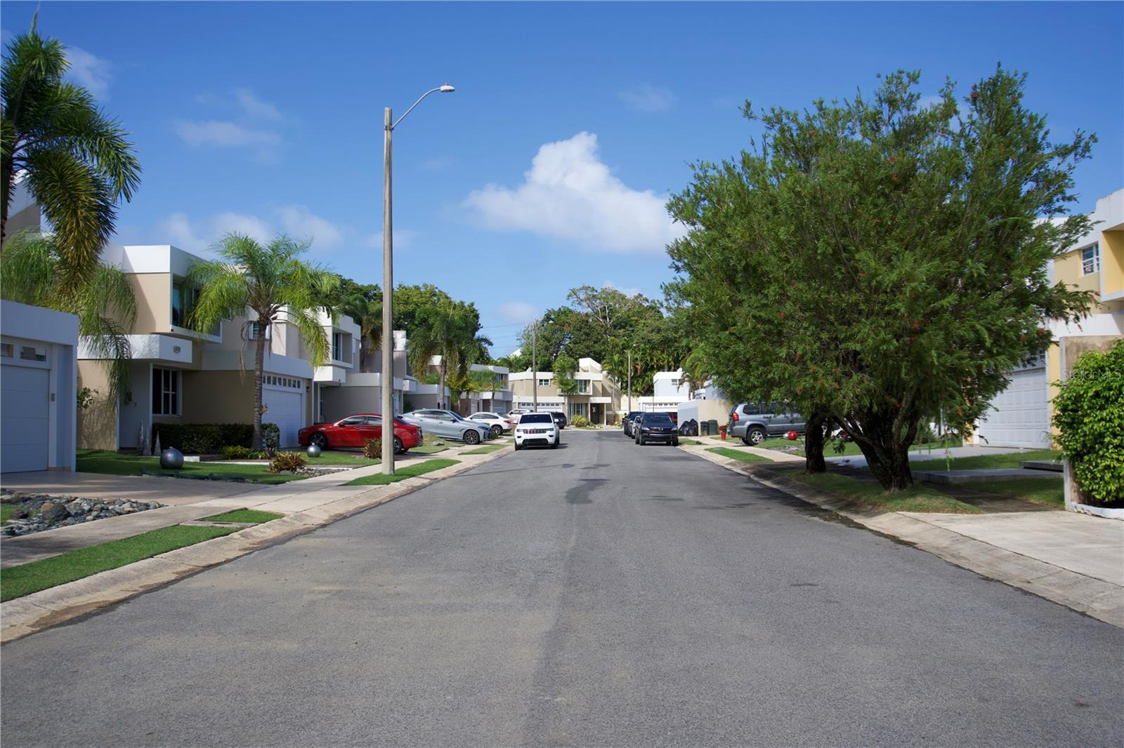 PASEO LAS OLAS - Residential