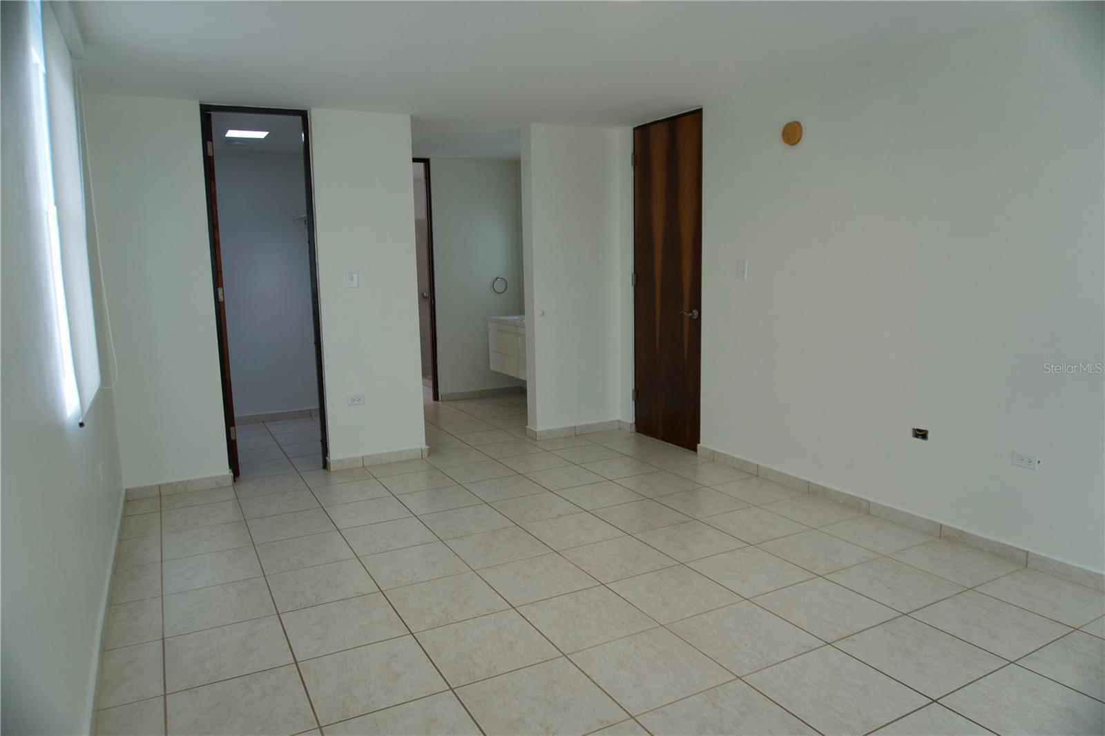PASEO LAS OLAS - Residential