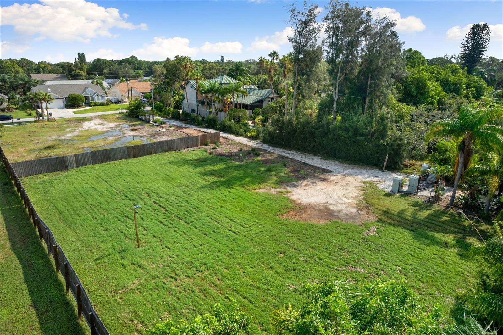 HARBOR VIEW 4 - Land