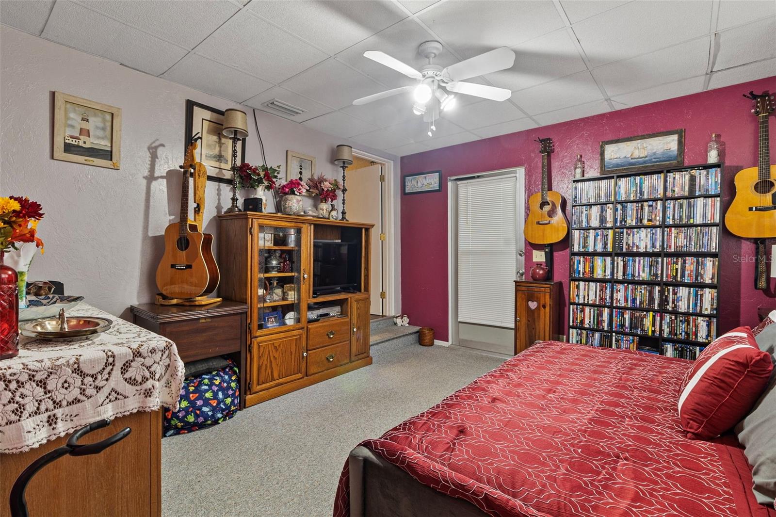 LAKE SIDE ESTATES - Residential