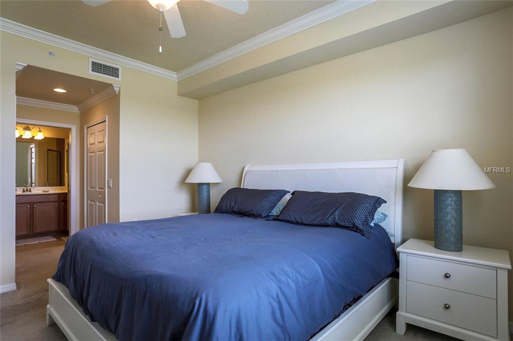 GRAND ESTUARY VI RIVER STRAND PH1 OR2441 - Residential Lease